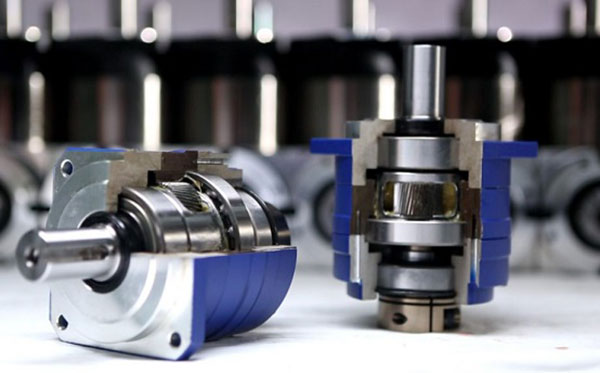 行星減速機振動過大的原因及應(yīng)對辦法 行星減速機振動過大的原因及應(yīng)對辦法